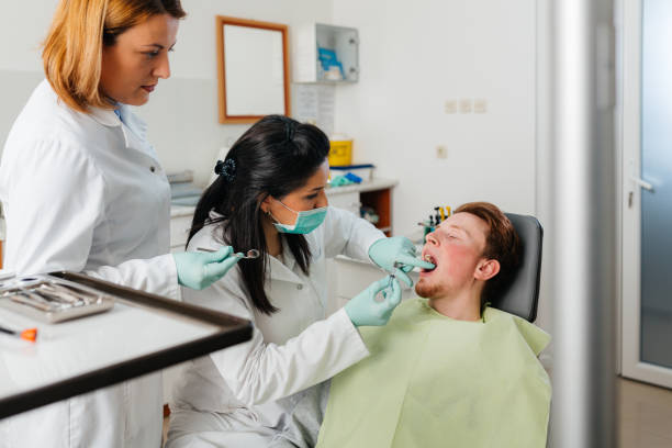 Best Emergency Denture Repair in Morristown, IN